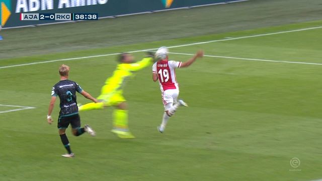 RKC met tien man onderuit tegen Ajax | Samenvatting Ajax - RKC Waalwijk (20/21) смотреть онлайн