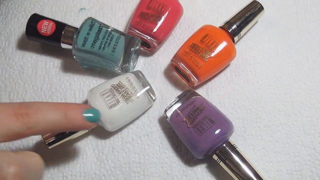 Ditsy Dot Nail Tutorial смотреть онлайн