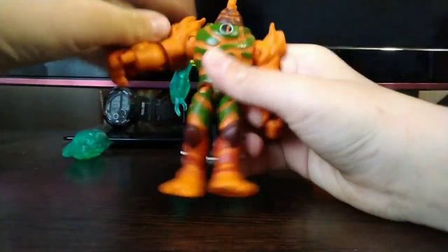 Обзор на фигурки Ben 10 .Алмаз и Хот шот . смотреть онлайн