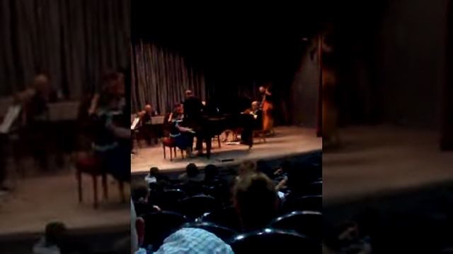 в.а. моцарт концерт 1. фа мажор для фортепиано с оркестром. . смотреть онлайн