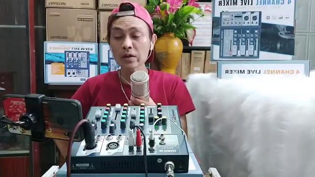 Mixer F4 kết hợp với mic thu âm PC-K200 âm thanh cực chất LH: 0972968156 смотреть онлайн