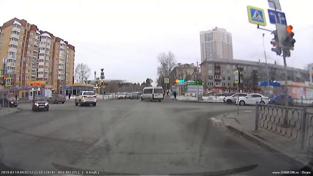 14 марта 2019, Екатеринбург, Билимбаевская - Расточная, Ишак на маршрутке смотреть онлайн