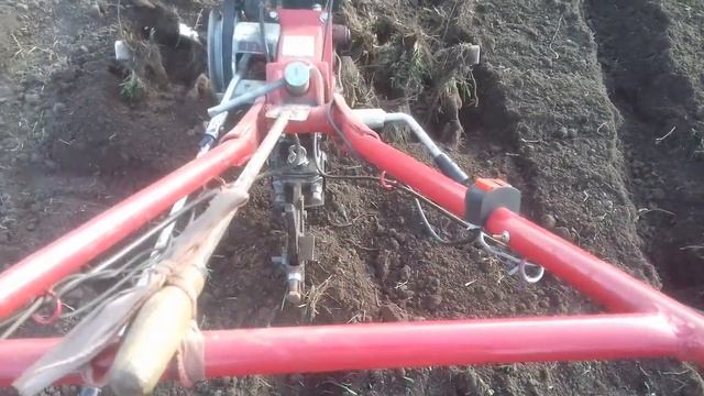 22 07 2021 Как быстро очистить фрезы мотоблока от корней во время роботы смотреть онлайн