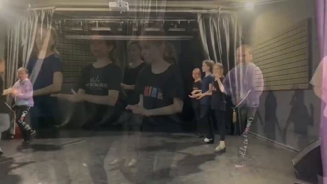 На горе-то калина. Стилизация народного танца для детей 9-12 лет смотреть онлайн