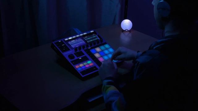 Maschine Plus Fingerdrumming | My First Time Performing A Beat On The Native Instruments Maschine+