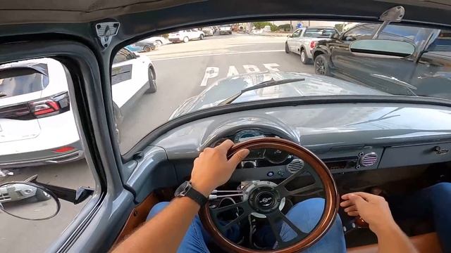 Por fora é uma FORD F100 mas por dentro é uma TOYOTA HILUX ? смотреть онлайн