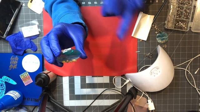 Beached Themed Acrylic Keychains with UV Resin смотреть онлайн