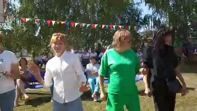 В чувашской чебоксарке проходит фестиваль «Выля, хут купас!» («Играй гармонь!») смотреть онлайн