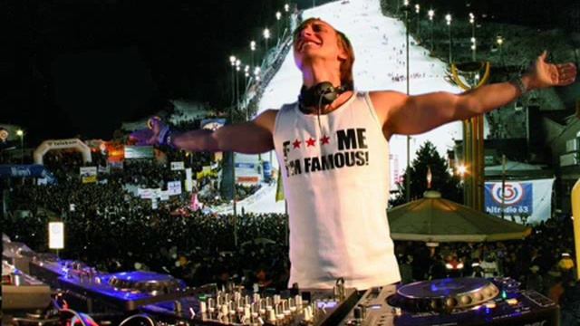David Guetta - Gettin over you смотреть онлайн