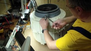 Стиральная машина LG. Сильно шумит при отжиме . А иногда нет...