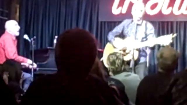 Graham Parker & Bob Andrews - "Backdoor Love" - Iridium, NYC 11/19/2011 смотреть онлайн