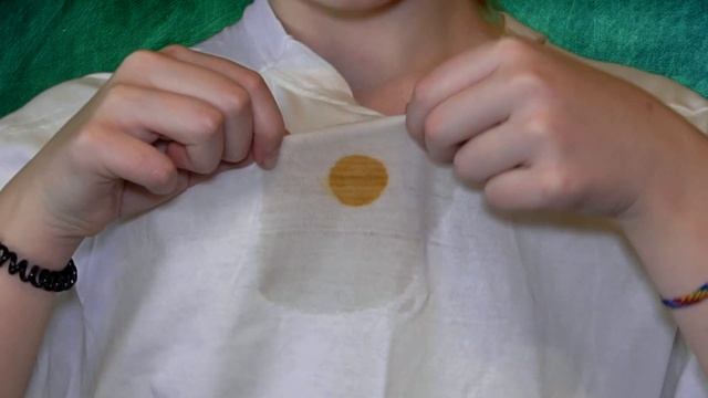 Как удалить пятна йода с ткани? Чем отчистить йод с одежды? #лайфхак смотреть онлайн