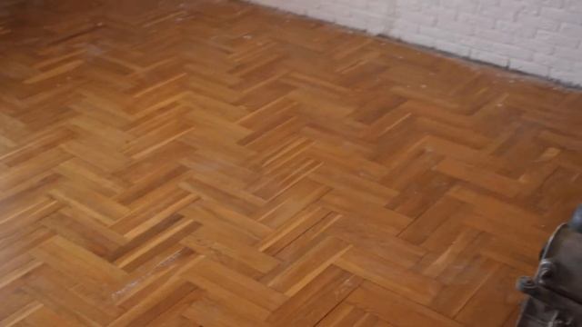 Старый паркет до шлифовки. смотреть онлайн