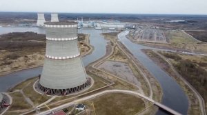 Калининская АЭС Интересно что внутри  градирни ? смотри до конца