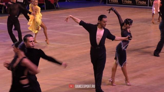 Charles-Guillaume Schmitt - Elena Salikhova FRA | Cha Cha Cha | WDSF GrandSlam Latin - Rimini 2019 смотреть онлайн