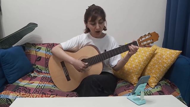 Russian song "пока земля ещё вертится " sung by Armine K from Armenia смотреть онлайн