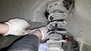 Замена пыльника заднего амортизатора НИССАН АЛЬМЕРА КЛАССИК !!!