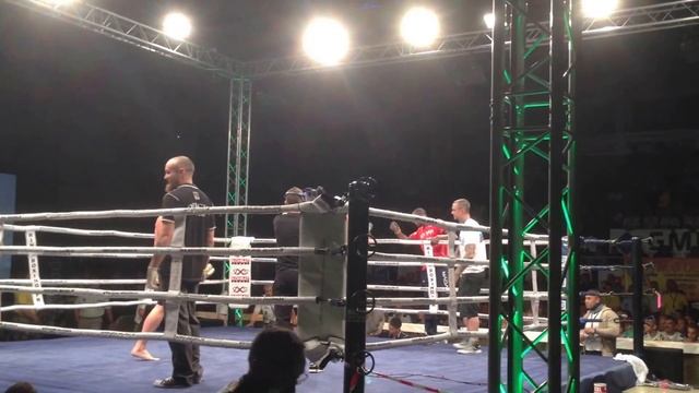Extreme Fight for Heroes - Gueit vs Bouchet (Round2) vue table officiels смотреть онлайн