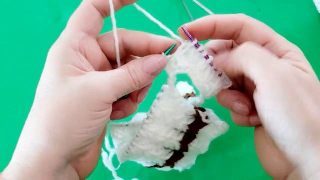 Удобные следки спицами без швов. Длина подошвы  22см.Авторская работа.