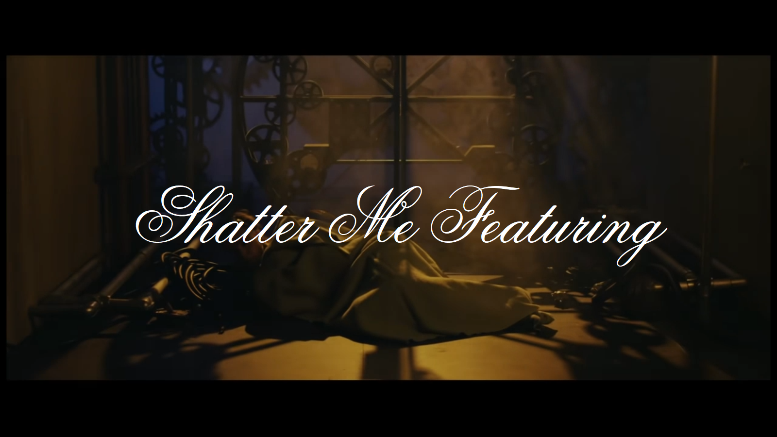 Lindsey Stirling - Shatter Me Featuring смотреть онлайн