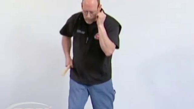 Self Defense Tips: Stick Tactics - Medium Range Stick Defense смотреть онлайн