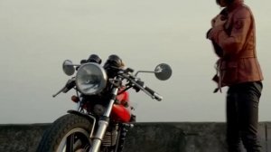 Девушка на мотоцикле. Перевод с японского. Yamaha SR 500