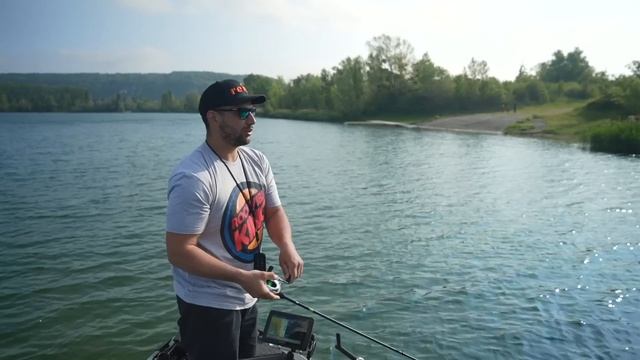 FC FIGHT : Qui va prendre les 3 plus GROS brochets sur ce nouveau lac ??? смотреть онлайн