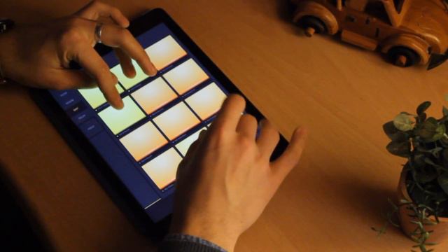 Dubstep Drum Pads 24 - Huge Bass by Kolosov смотреть онлайн