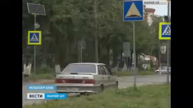 Светофор "LGM" на солнечных батареях в Йошкар–Оле смотреть онлайн