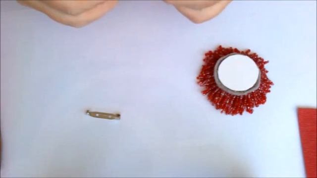 Как я делала брошь из бисера,,Мак,,.Брошь в технике,,бисерный мех,,. смотреть онлайн