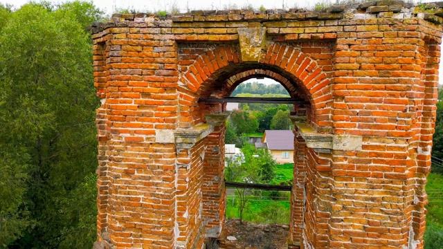 Раньше на одной из стен сохранилась фреска смотреть онлайн