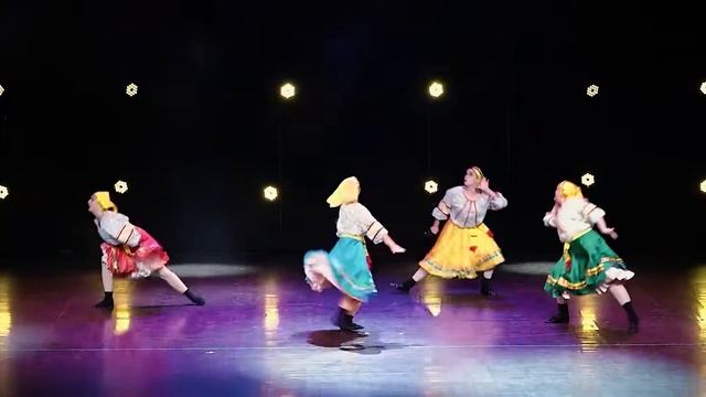 Хореографическая миниатюра «Сплетницы» | Хореография Анастасии Захаровой смотреть онлайн