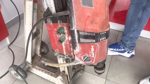 Установка алмазного бурения Hilti смотреть онлайн