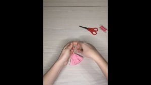 (4) Цветочек из бумажных салфеток. Мастер класс. Школа навыков.