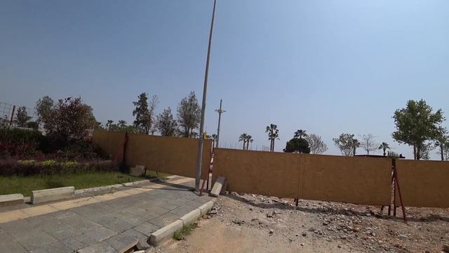 Почему в Турции закрыты пляжи. Из Аланьи в Анталью. Ворота Адриана Анталия