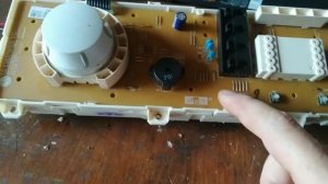 Не запускається стиральная машинка LG (не начинает стирку,не реагирует на кнопку старт)