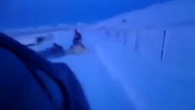 Надувной банан для снегохода