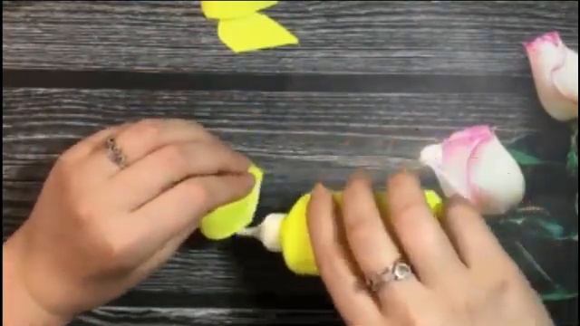 ПОДЕЛКИ ИЗ БУМАГИ СВОИМИ РУКАМИ. ЦВЕТЫ ИЗ БУМАГИ. ОРИГАМИ РОЗА. смотреть онлайн