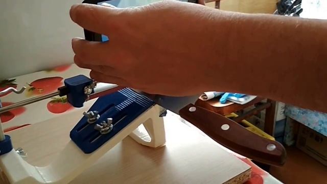 Определение угла заточки на Жуке смотреть онлайн