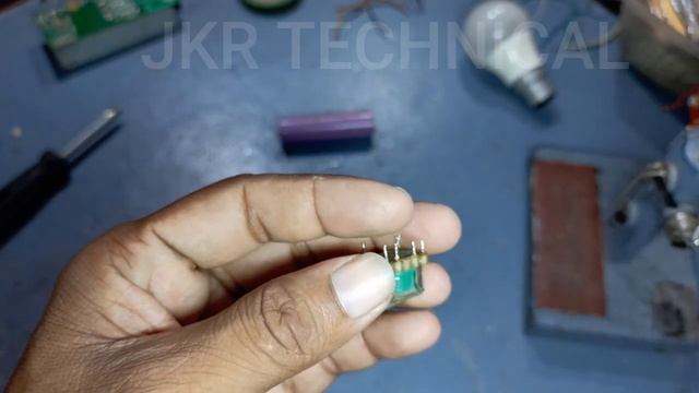 IRFZ44N Mosfet mobile charger transfer se banaen inverter 5 watt LED bulb jalaye смотреть онлайн