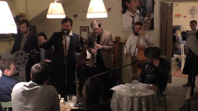 Рудольф Фукс и ДОБРАНОЧЬ - БУМАЖНИК. Ресторан ЯТЬ 11 апреля 2015. Видео - Александр Травин арТзаЛ смотреть онлайн