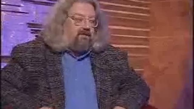 Контртенор Эрик Курмангалиев, интервью / Erik Kurmangaliev, countertenor смотреть онлайн