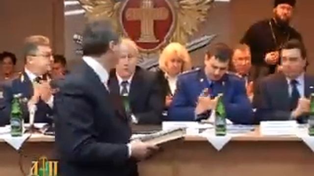 Сюжет о награждении смотреть онлайн
