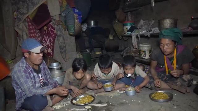Cooking And Eating Long Noodles By Using Primitive Technology || Rural Life