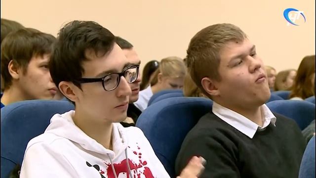 В НовГУ прошла конференция, посвященная сразу трем датам в истории новгородского образова смотреть онлайн