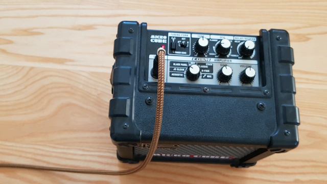 Piec do harmonijki Roland Micro Cube amp - jak ustawić brzmienie wzmacniacza смотреть онлайн