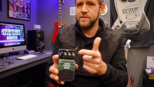Behringer UV300 Ultra Vibrato Pedal Review смотреть онлайн