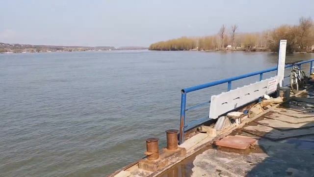 31.03.2021. Как добирается до полей, фермер в Румынии(Тулча). смотреть онлайн