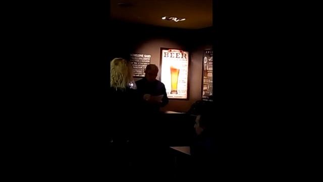 Recital poético en The Bishop, Mollet del Vallés. смотреть онлайн