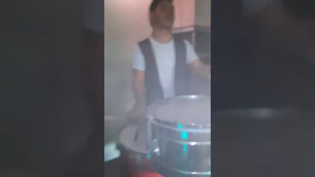Idilio - Internacional Santiago show de Adrián Sosa смотреть онлайн